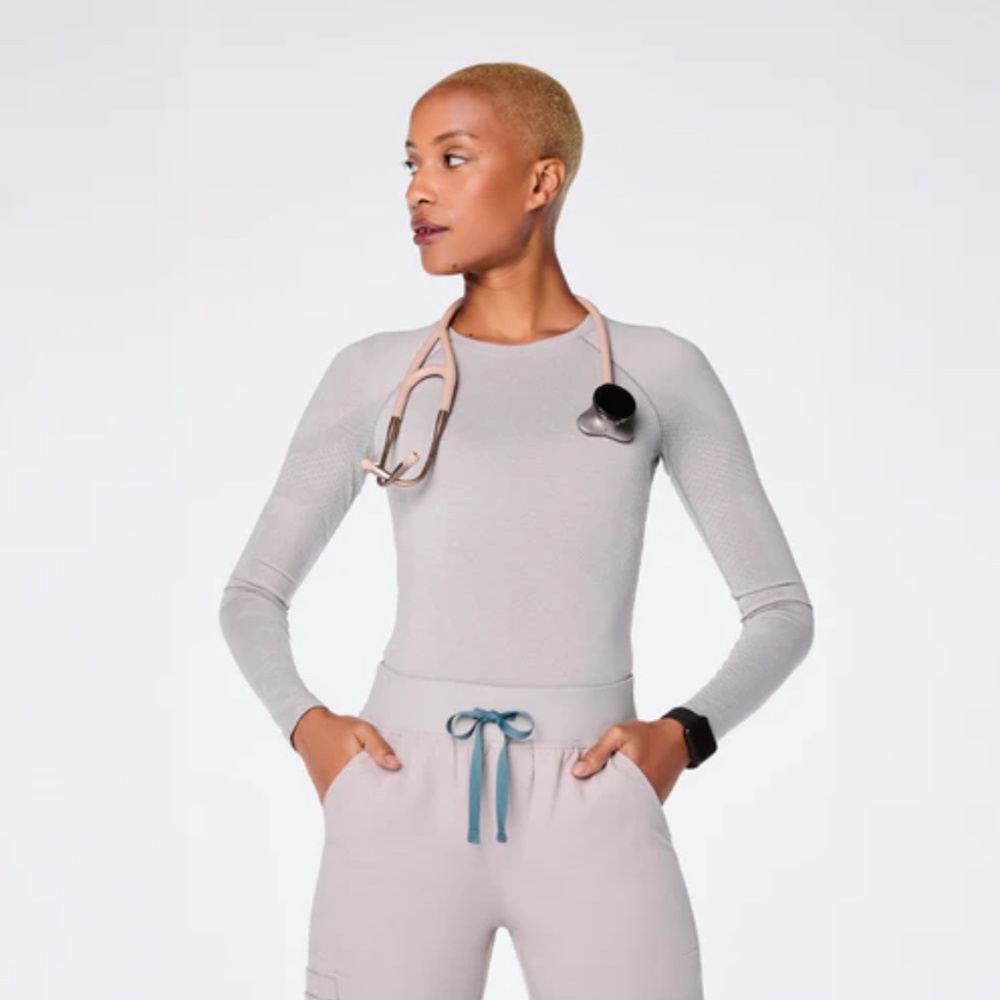 FIGS Salta Seamless Underscrub / Longsleeve - size Small!